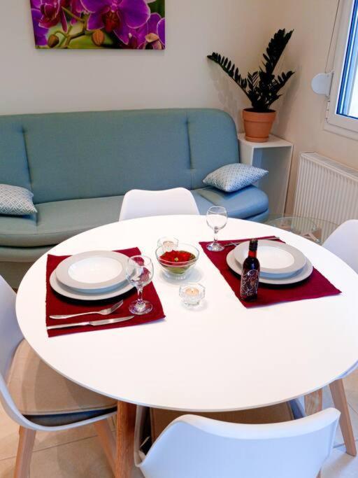 Orchid Apartments Thermi Room photo